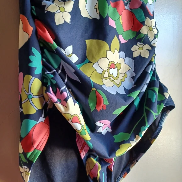 KATE SPADE SWIMSUIT - Picture 4 of 6